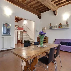 Ponte Vecchio Apartment